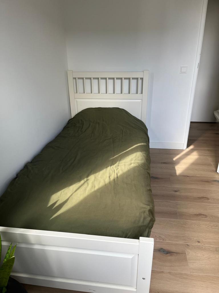 Ikea Hemnes wit eenpersoons bed 100x210, Huis en Inrichting, Slaapkamer | Bedden, Ophalen, Gebruikt, Eenpersoons, Hout