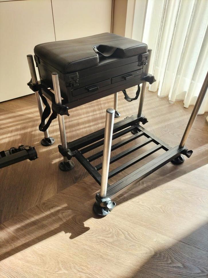 Matrix zitkist + accessoires, Watersport en Boten, Hengelsport | Algemeen, Zo goed als nieuw, Overige typen, Ophalen