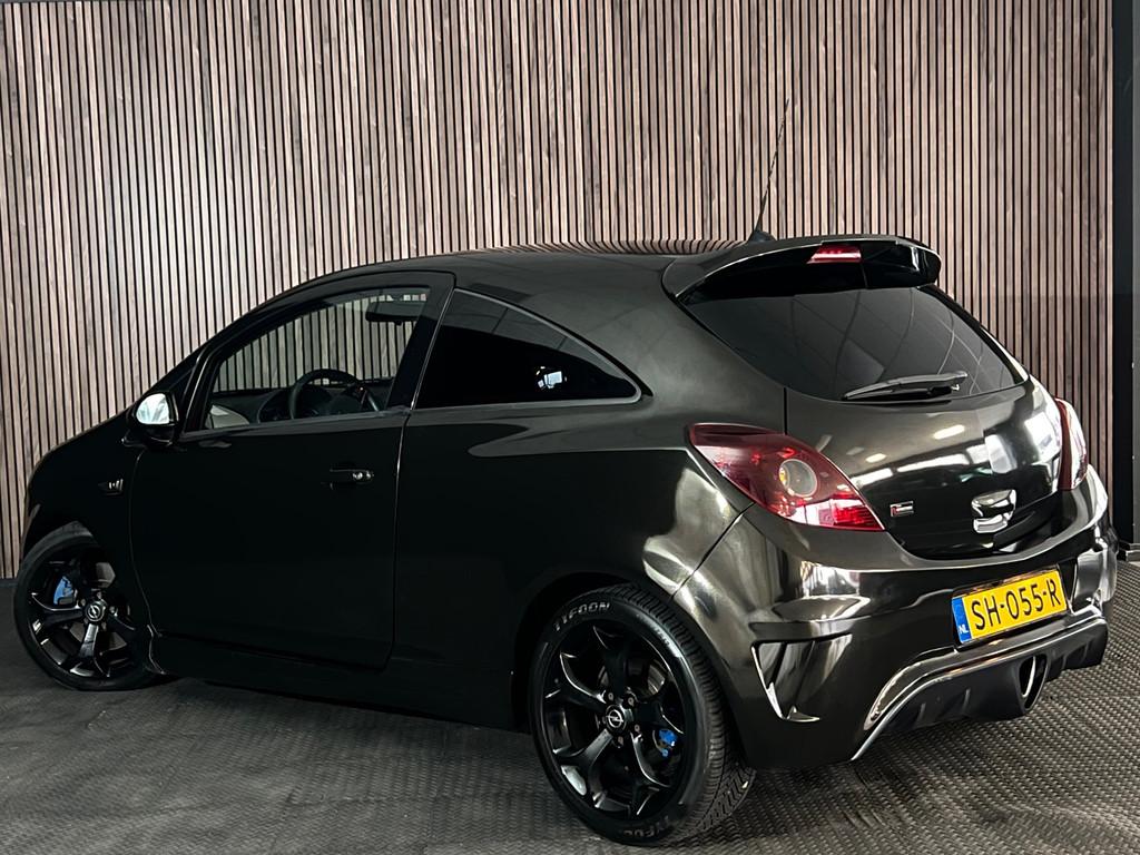 Opel Corsa 1.6-16V T OPC /KUIPSTOELEN/APPLE CARPLAY/STOELVER, Auto's, Opel, Gebruikt, Zwart, Zwart, Leder