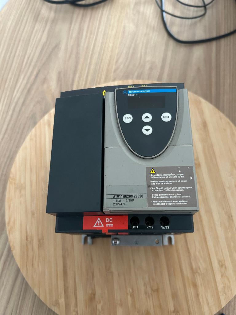 te koop:telemecanique altivar 11 / 1.5 kW, Ophalen of Verzenden, Gebruikt