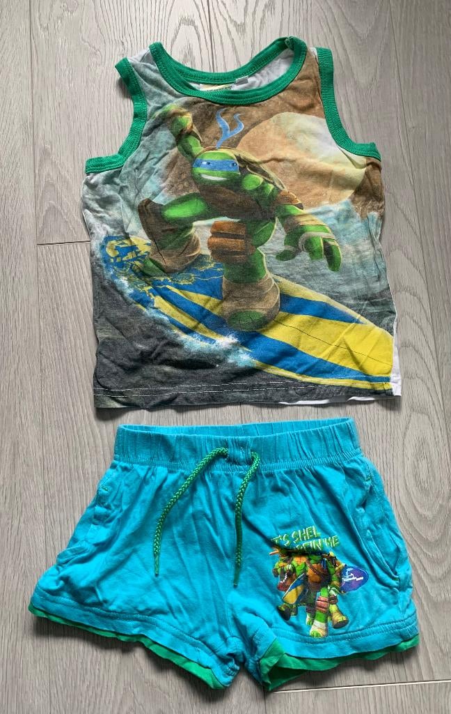 2 Fijne pyjama's, maat 104, Verzenden, Zo goed als nieuw, Jongen, Nacht- of Onderkleding