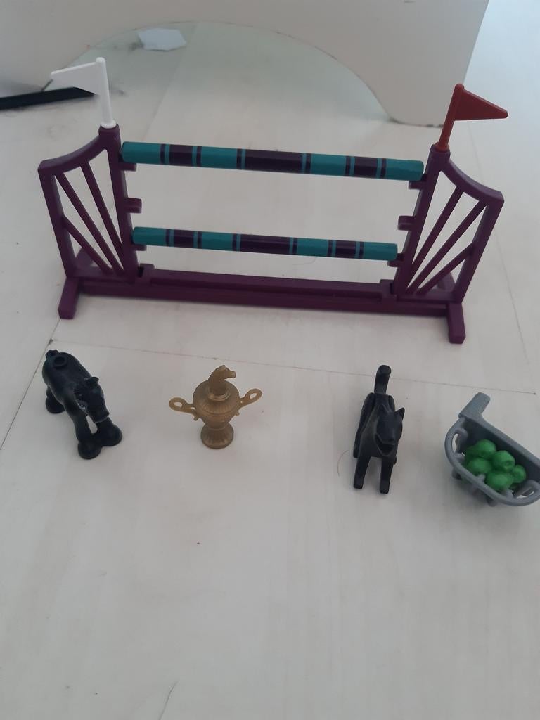 Schleich paarden en hindernis, Ophalen of Verzenden, Zo goed als nieuw, Jongen of Meisje