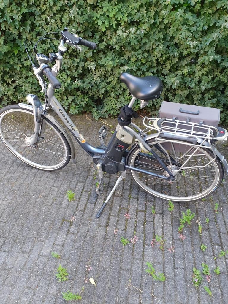 Gazelle EasyGlider elektrische fiets, Fietsen en Brommers, Elektrische fietsen, Ophalen, Zo goed als nieuw, 30 tot 50 km per accu