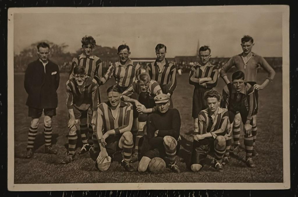 Batco KFC, Verzamelen, Ophalen of Verzenden, Gebruikt, Overige binnenlandse clubs, Poster, Plaatje of Sticker