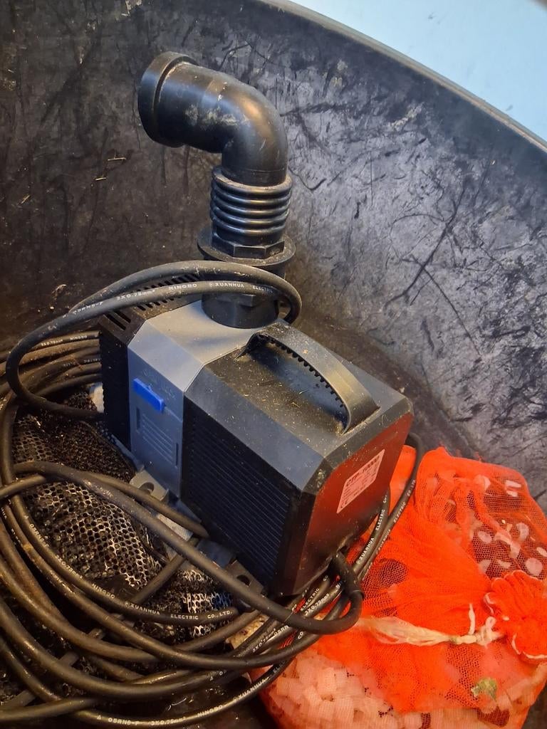 Vijverfilter met pomp, Tuin en Terras, Vijver-toebehoren, Ophalen, Zo goed als nieuw, Vijverfilter
