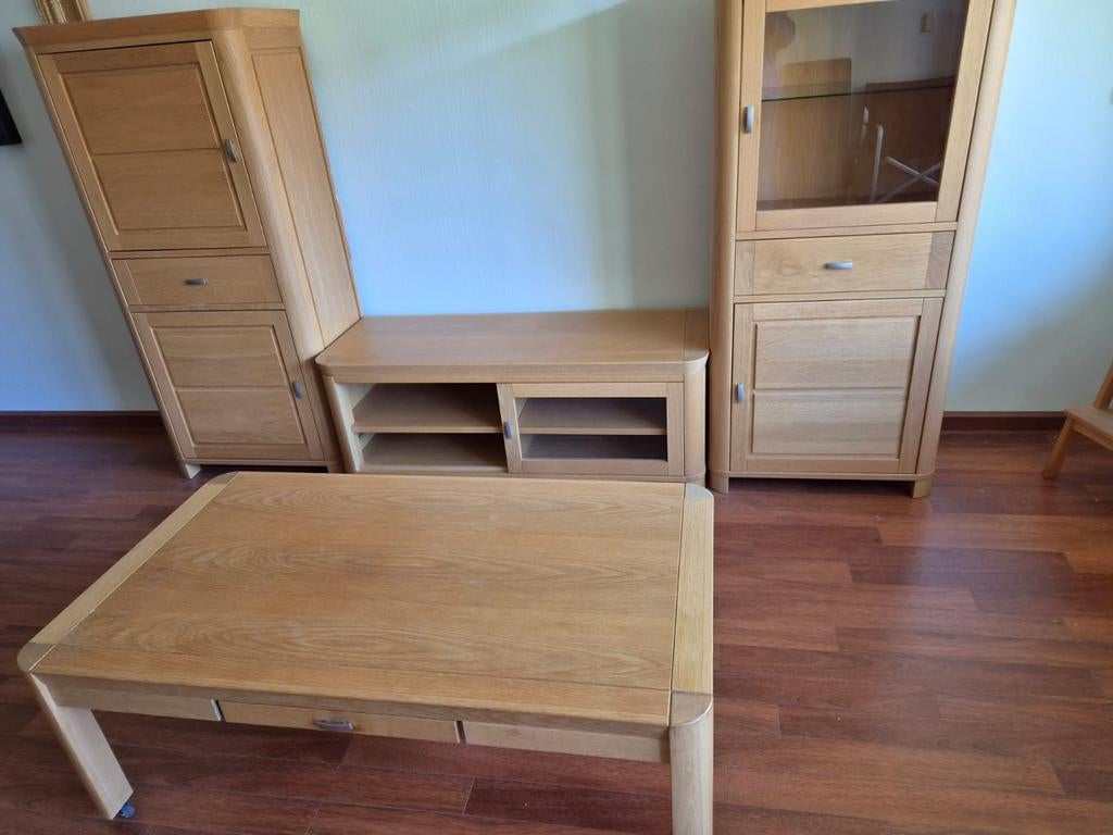 Gratis af te halen: Complete woonkamerset met verlichting, Huis en Inrichting, Kasten | Overige, Ophalen of Verzenden