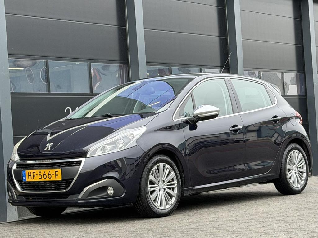 Peugeot 208 1.6 BlueHDi Executive Pano Camera Clima, 101 pk, Euro 6, Blauw, Overige brandstoffen