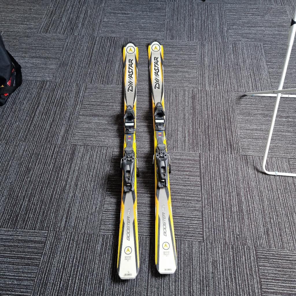 Skis.  Dynaster. Skieen, Ophalen, 160 tot 180 cm, Gebruikt, Atomic