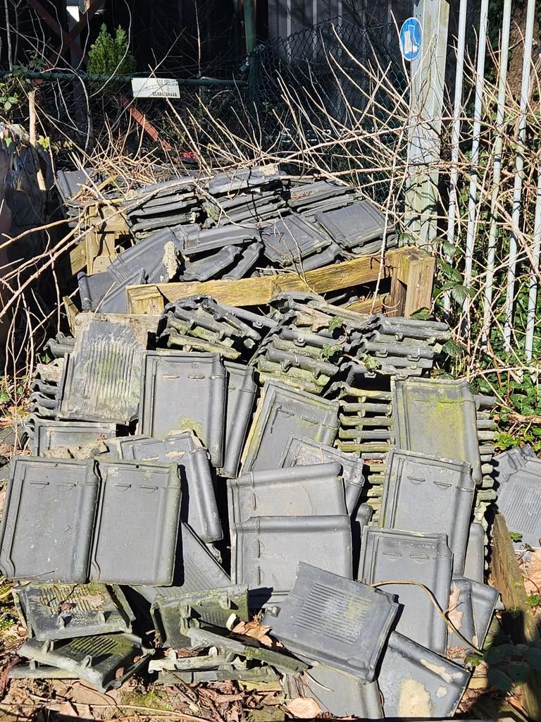 Dakpannen Teuldenor, 600-700 stuks, Gebruikt, Steen of Klei, Ophalen of Verzenden, 15 m² of meer