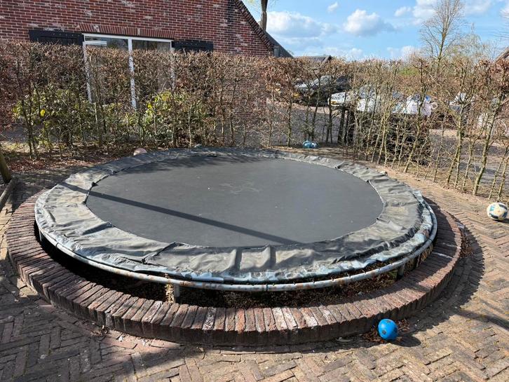 Berg Trampoline | 430 cm | Hoogte 90 cm | GRATIS, Kinderen en Baby's, Speelgoed | Buiten | Trampolines, Gebruikt, Ophalen of Verzenden