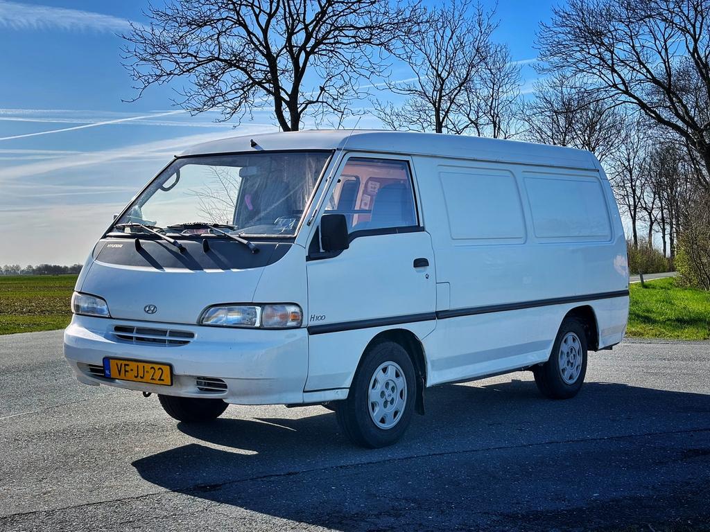Hyundai H100 2.5 buscamper benzine / bestelbus, Caravans en Kamperen, Overige merken, Tot en met 2, 7 tot 12 maanden geleden, Handgeschakeld