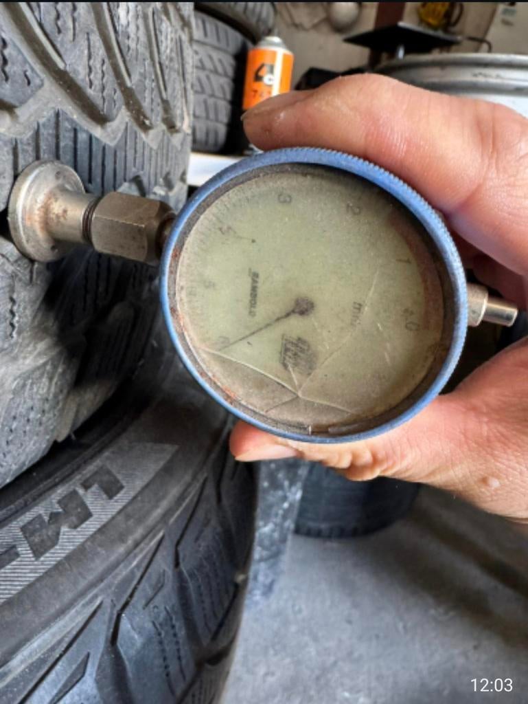 4 bridgestone apk winterbanden 205/55/R16, Ophalen, Gebruikt