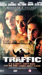 traffic - michael dougas, Alle leeftijden, Ophalen of Verzenden, Zo goed als nieuw, Actiethriller