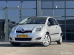 Toyota Yaris 1.3 VVTi Comfort NAP, Airco Compleet onderhoud, Auto's, Toyota, Voorwielaandrijving, Euro 5, 4 cilinders, Bedrijf