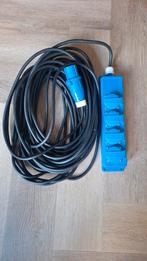 CEE stekker met 20m kabel  3x1.5 en 4 stopcontacten, Caravans en Kamperen, Ophalen of Verzenden, Zo goed als nieuw