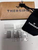 Thersipo bedels: Parijs en Londen, Overige materialen, Nieuw, 2 of 3 bedels, Ophalen