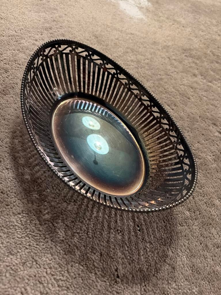 Decoratieve zilverkleurige schaal/mand, Ophalen of Verzenden