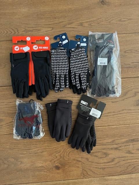 Partij van 8 paar paardrijhandschoenen, kindermaten, NIEUW, Kinderen, Overige typen, Nieuw, Ophalen of Verzenden