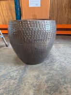 Taupe bloempot, dikbuik model, ook voor binnen, Ophalen, 40 cm of meer, Rond, Nieuw