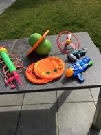 Gratis, speelgoed: waterpistolen, frisbees, rups sproeier, Ophalen, Gebruikt