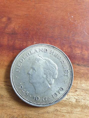 Zilveren 10 gulden munt beschikbaar voor biedingen