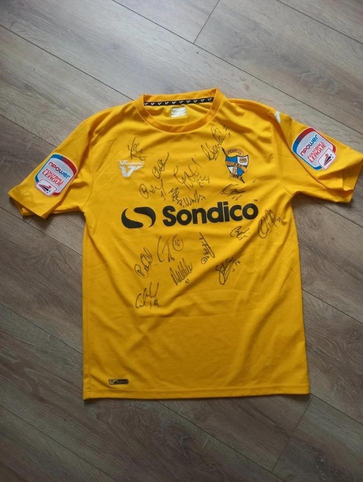 Port Vale FC gesigneerd voetbalshirt, Verzamelen, Sportartikelen en Voetbal, Zo goed als nieuw, Shirt, Buitenlandse clubs, Ophalen of Verzenden