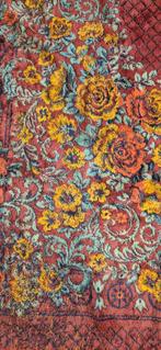 Rood gele Grand Foulard 249/137, Gebruikt, Etten-Leur, DJT@dejuistetoon.eu, Ophalen of Verzenden