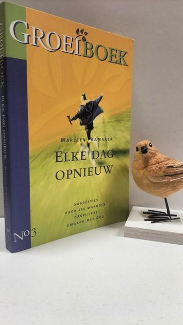 Ramaker, Marleen; Elke dag opnieuw (Groeiboek)  beschikbaar voor biedingen