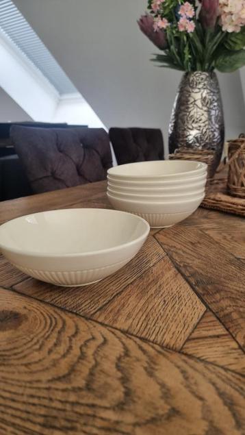 Wedgwood Edme schaaltjes coupe 18 cm beschikbaar voor biedingen