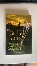 De Grijze Jager John Flanagan - De ruïnes van Gorlan, Boeken, Ophalen, Zo goed als nieuw, John Flanagan