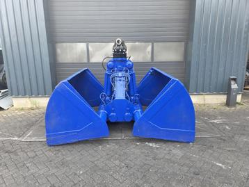 clamshell 3500 liter beschikbaar voor biedingen