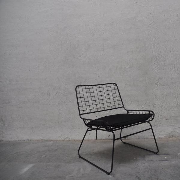 Mooie draadstoel fauteuil met kussentje van Dennis Zwart, Huis en Inrichting, Fauteuils, Zo goed als nieuw, Kunststof, 50 tot 75 cm