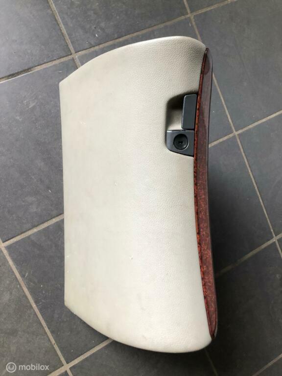 Dashboard klep origineel beige skai Volvo V70 II ('00-'08), Ophalen of Verzenden, Gebruikt