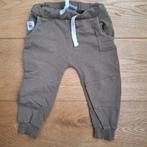 Stoere Feetje bruine broek maat 80, Broekje, Jongetje of Meisje, Ophalen of Verzenden, Zo goed als nieuw