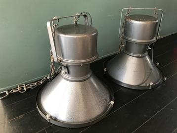  Set industriële fabriekslampen | vintage hanglampen | retro beschikbaar voor biedingen