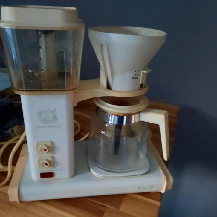 Douwe Egberts Koffiemachine - Excellent 10 S, Witgoed en Apparatuur, Koffiezetapparaten, Gebruikt, Gemalen koffie, Koffiemachine