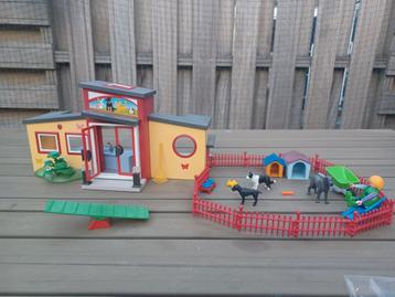 89. Playmobil Hondenpension - ZGA Compleet beschikbaar voor biedingen
