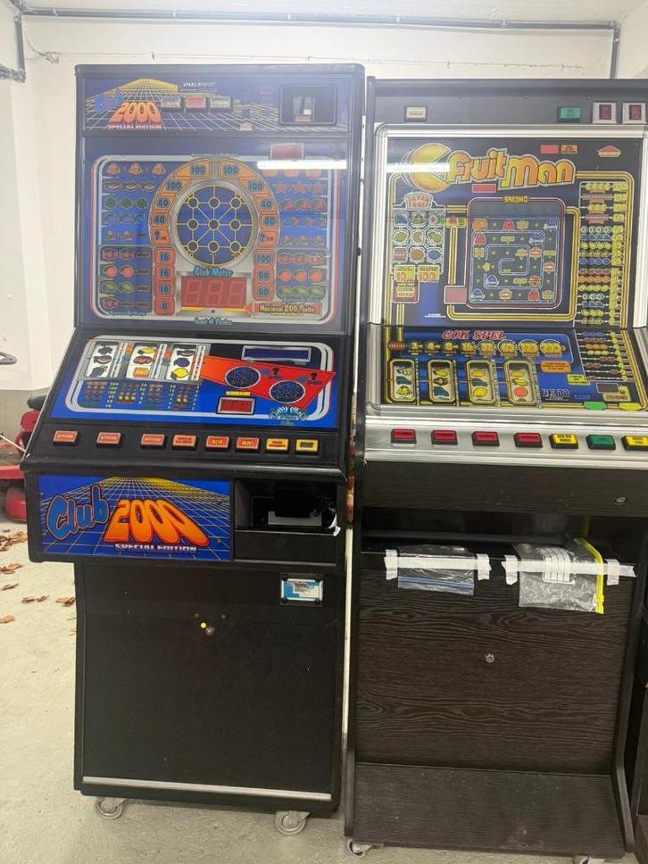Club 2000 gokkast, Verzamelen, Automaten | Gokkasten en Fruitautomaten, Gebruikt, Euro, Met sleutels, Ophalen