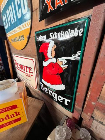 Gebold emaille reclamebord: Berger Kakao Schokolade beschikbaar voor biedingen
