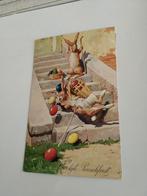 PAASHAAS VALT VAN TRAP. MET DE EIEREN. 1930, Ophalen of Verzenden, 1920 tot 1940