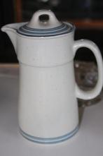 GUSTAVSBERG "" DART "" Chocoladepot., Keramiek, Overige typen, Ophalen of Verzenden, Zo goed als nieuw