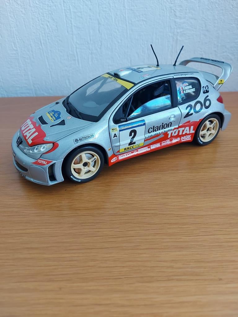 Peugeot 206 WRC, Hobby en Vrije tijd, Modelauto's | 1:18, Ophalen of Verzenden, Solido
