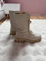 Laarzen Nikkie maat 40, Kleding | Dames, Schoenen, Ophalen of Verzenden, Zo goed als nieuw, Zwart, Hoge laarzen