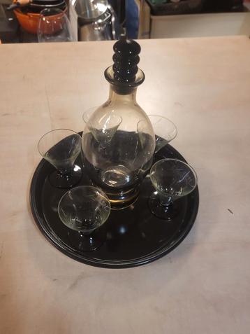 Vintage Likeurset met Karaaf en Glaasjes beschikbaar voor biedingen
