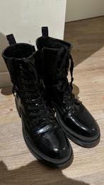 Zwarte glimmende laarzen schoenen / Black shiny ankle boots, Zwart, Lage of Enkellaarzen, Ophalen of Verzenden, Zo goed als nieuw