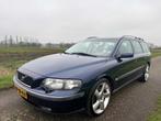 Volvo - 2001 - V70 - 2.4 T Comfort Line - 46-TB-KH, Auto's, Volvo, Voorwielaandrijving, Blauw, Overige brandstoffen, 1543 kg