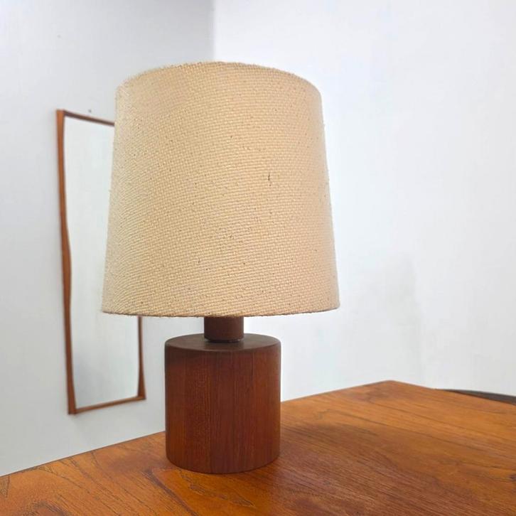 Vintage Deense Teakhouten Lamp Jaren 60 mid century, Huis en Inrichting, Lampen | Tafellampen, Minder dan 50 cm, Hout, Stof, Ophalen of Verzenden