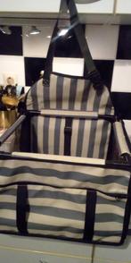 Honden autostoel  stevig 4 kant geraamte, Ophalen