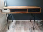 Mangohouten bureau met metalen lades en onderstel, Huis en Inrichting, Bureaus, Ophalen, Gebruikt, Bureau