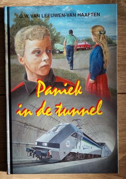 G.W. Leeuwen-van Haaften - Paniek in de tunnel, Boeken, Kinderboeken | Jeugd | onder 10 jaar, Zo goed als nieuw, Ophalen of Verzenden